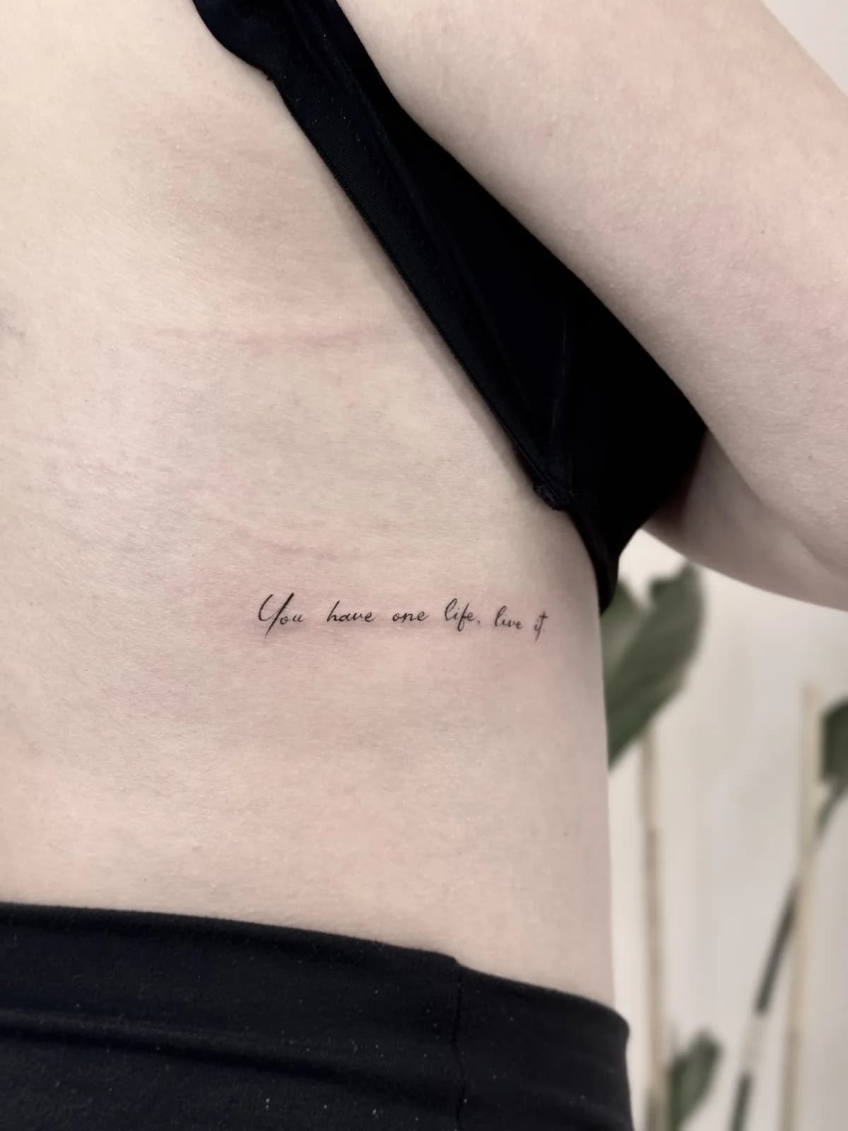 Fine Line — A handwritten line, ribs