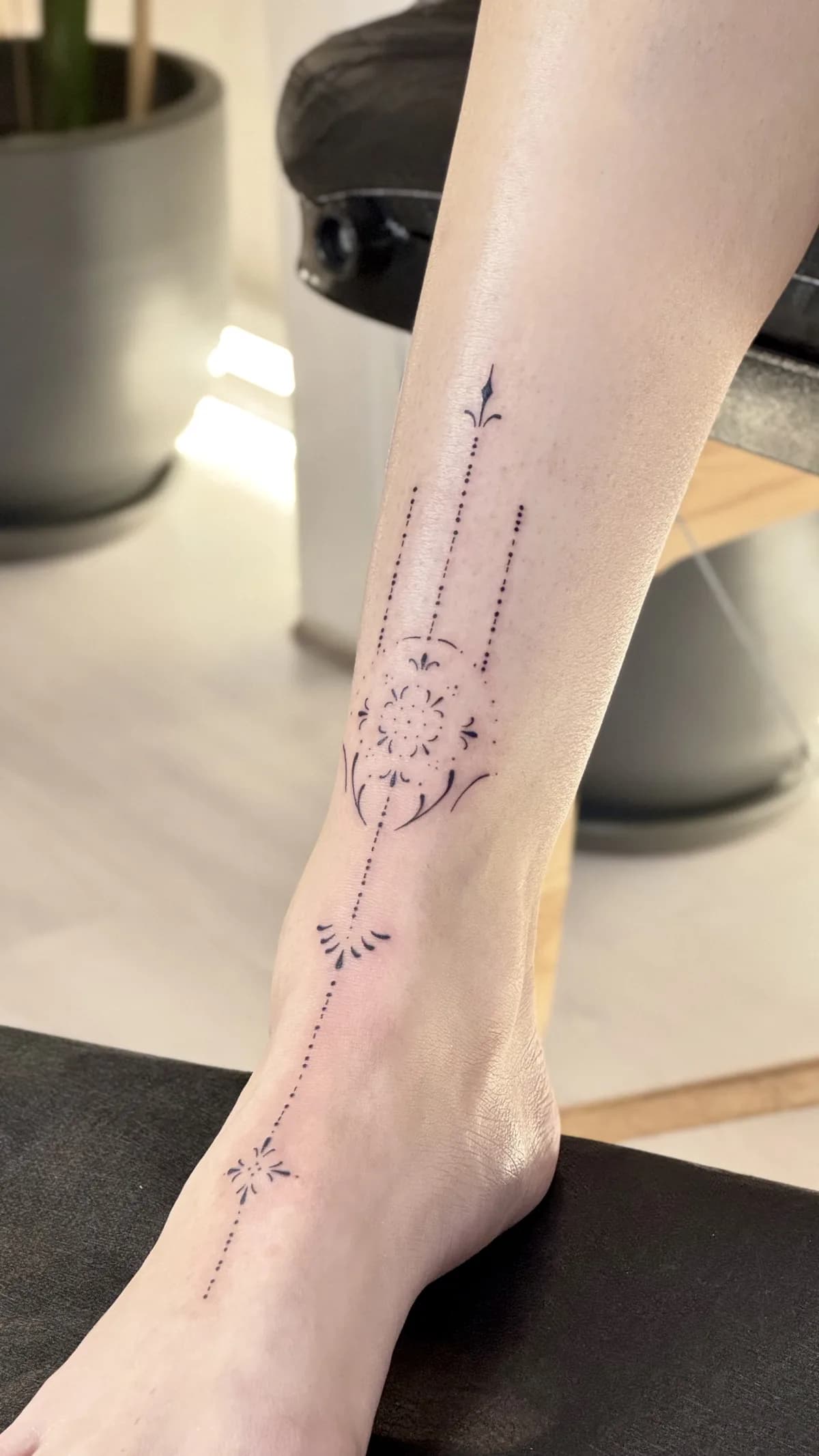 Ornamental — Dotwork ornament, shin